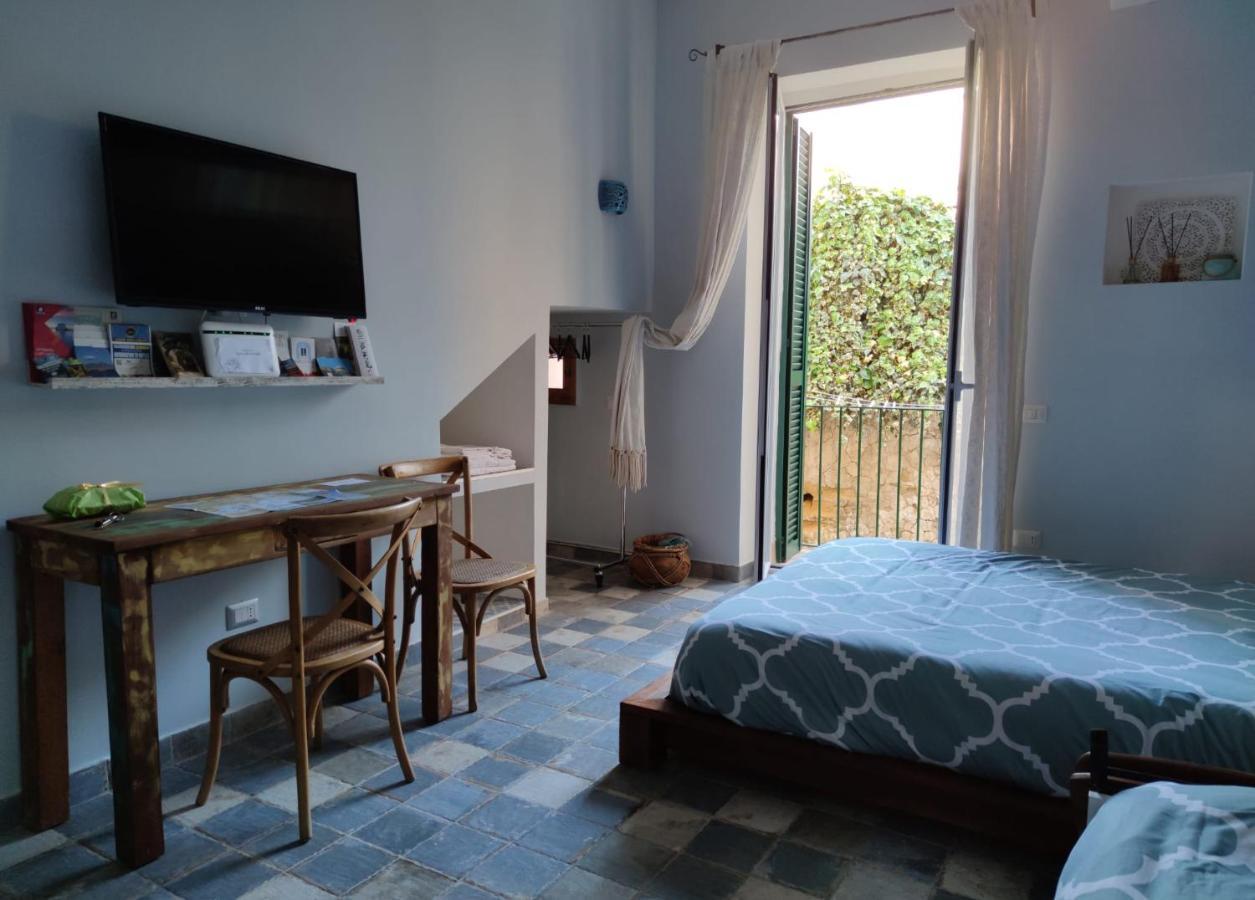 Appartement La Jacuvella à Naples Extérieur photo